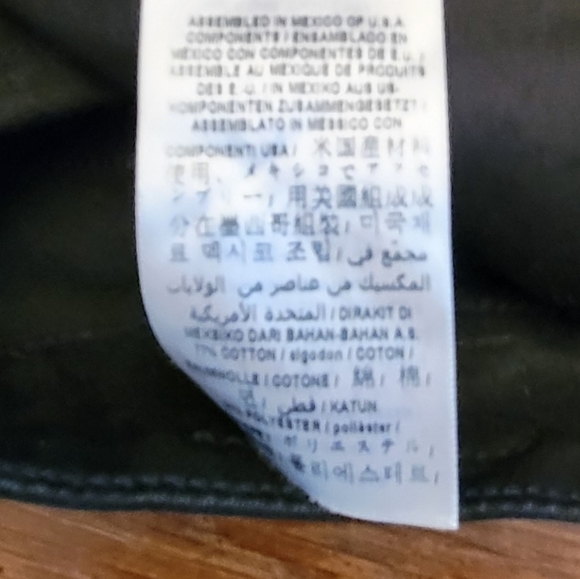 NEW Guess jeans - Picture 8 of 9